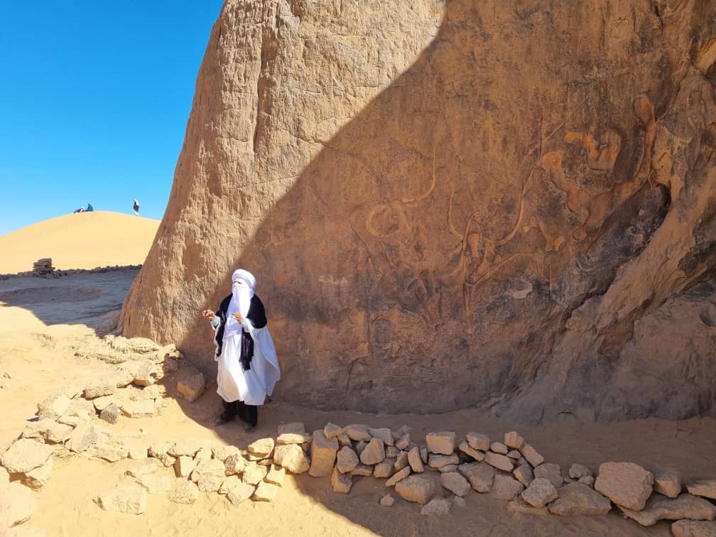 Gravure vache qui pleure - Tegharghart tassili n'ajjer