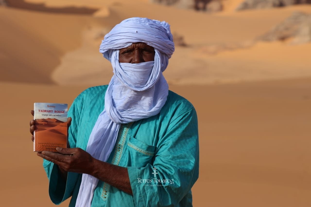 "SAHARA – Tadrart Rouge, voyage vers soi-même" - Aldric SINGHER